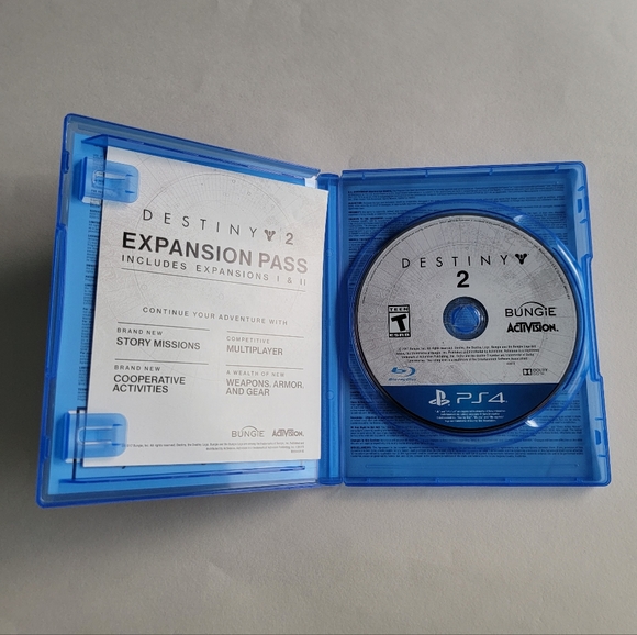 Destiny 2 PS4 Video Game - Picture 3 of 3